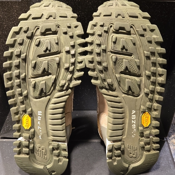 Ronnie Fieg Kith New Balance Men's Rc1300 10th Anniversary - Picture 8 of 13